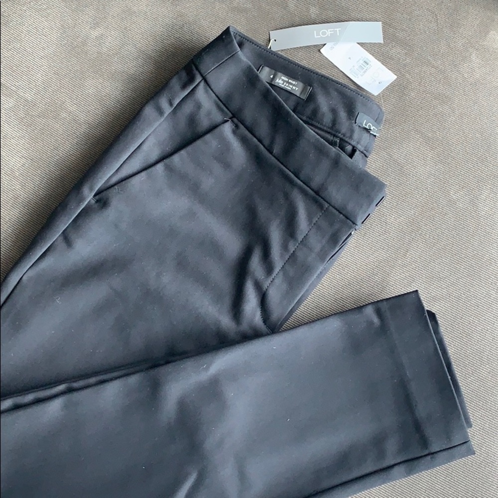 NWT. High waist Julie skinny black work pants LOFT
